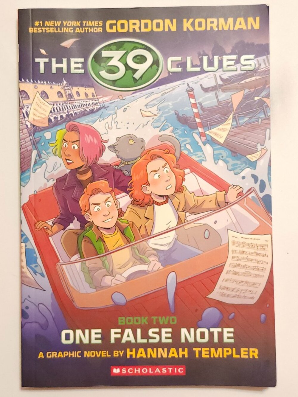 39 Clues: One False Note: A Graphic Novel (39 Clues Graphic Novel #2)